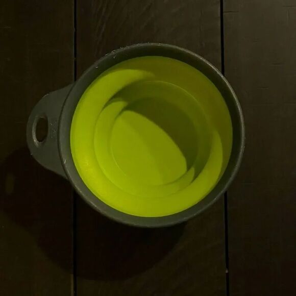 Other - Small Pet, Collapsible, Green & Gray, Water/Food Dish. 4.5 in. x 1.75 in.